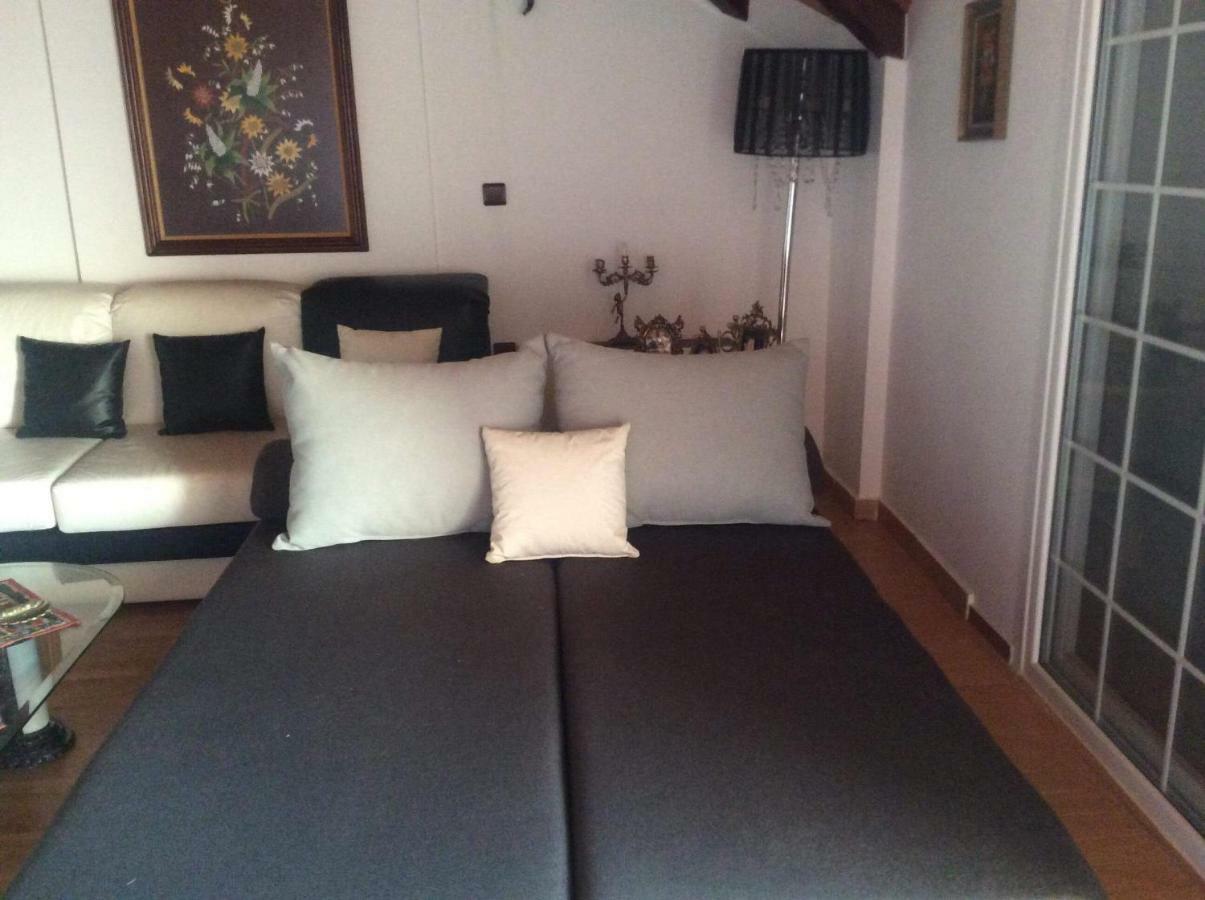 Suite In Front Of The Sea Nea Thesi Esterno foto
